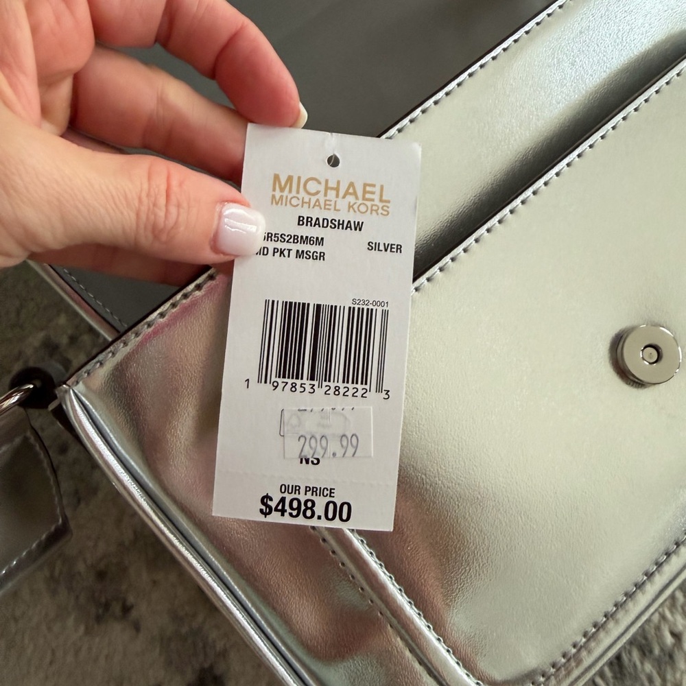 Michael Kors Metallic Silver Crossbody Bag NWT - Picture 5 of 6